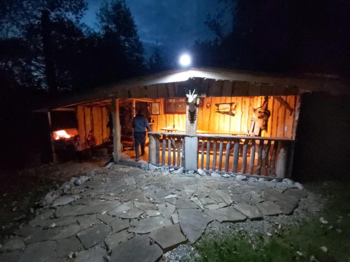 Cabana Vanatorului Rîşnov Екстериор снимка
